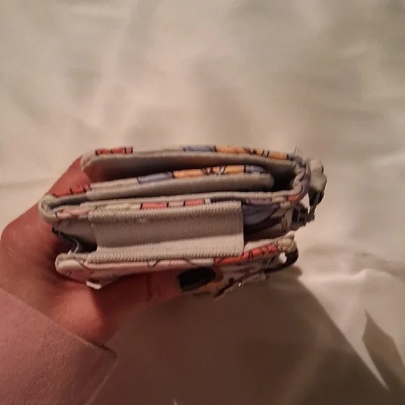 Vera Bradley Multicolor Floral Wristlet - Picture 13 of 16